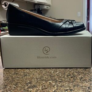 Life Stride Black Slip-On Women's Loafers with Knot Accent